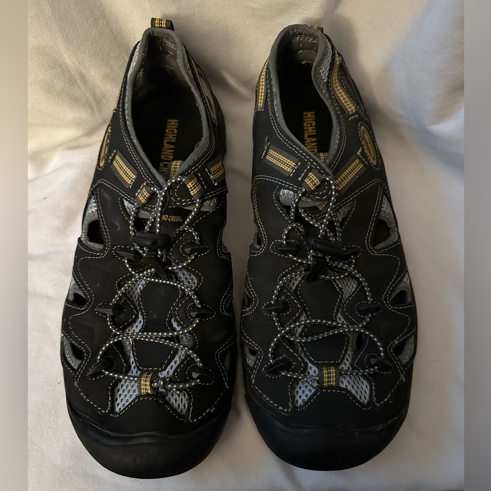 Highland Creek Riptide 2 Men's Outdoor Hiking Water Sport Sandals - Size 8M